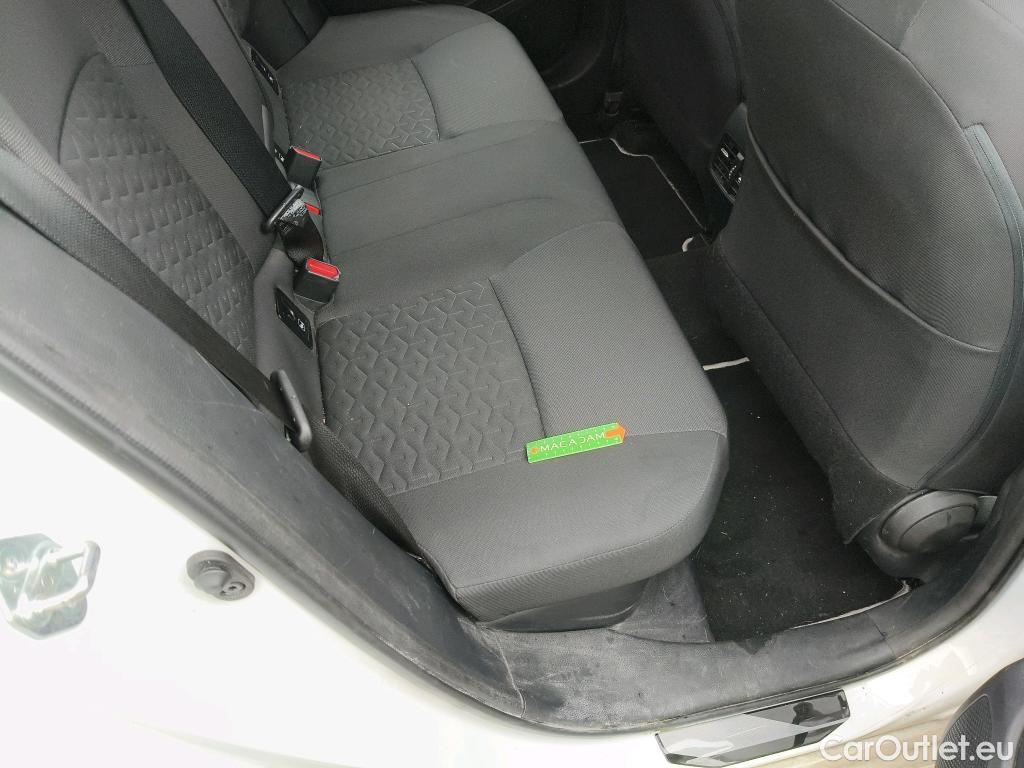  Toyota  Corolla TOYOTA  Touring Sports / 2018 / 5P / Break Hybride 122h Dynamic Business Beyond Zer #39