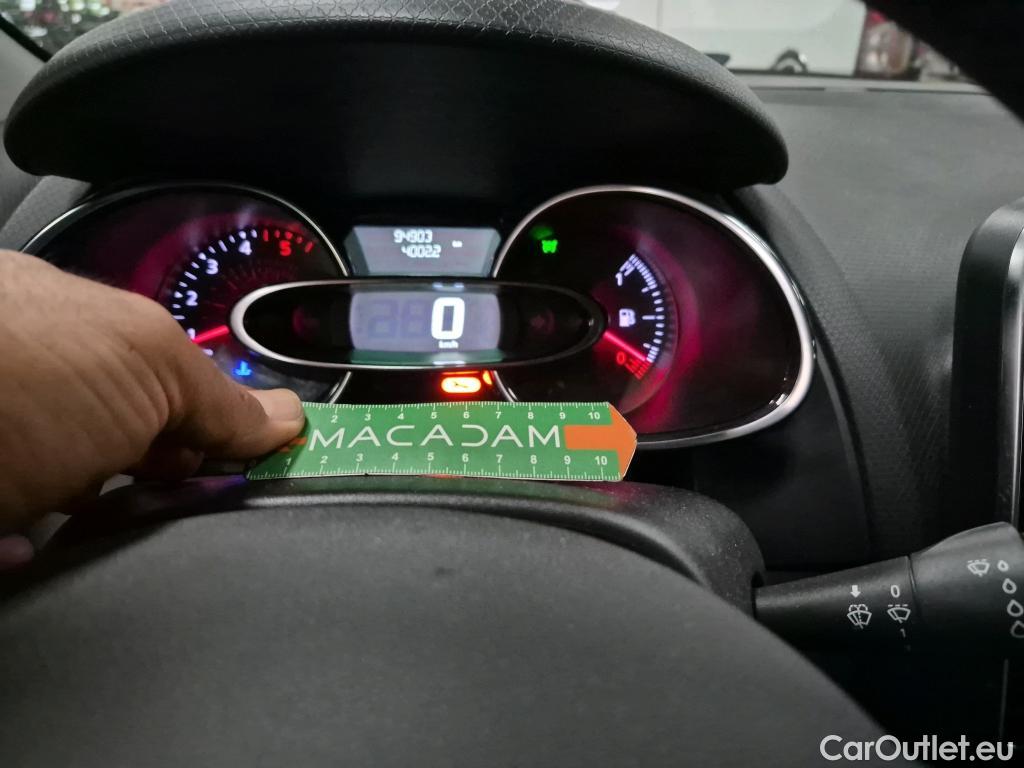  Renault  Clio  IV Business 1.5 dCi 90CV BVM5 E6 #12