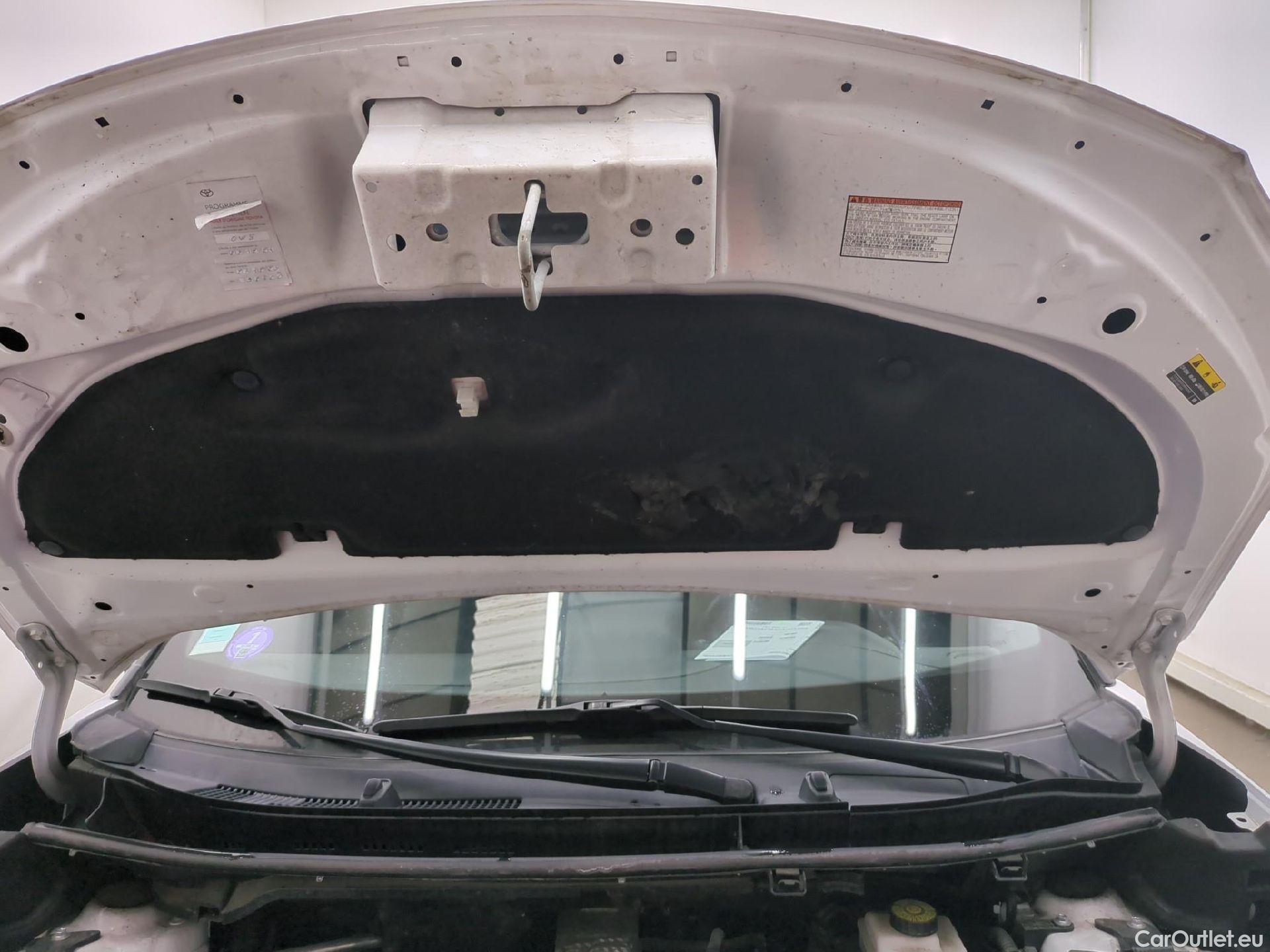  Toyota  Yaris Cross TOYOTA  Hybride / 2021 / 5P / SUV 1.5 HYBRID 116H DESIGN AWD AUTO #24