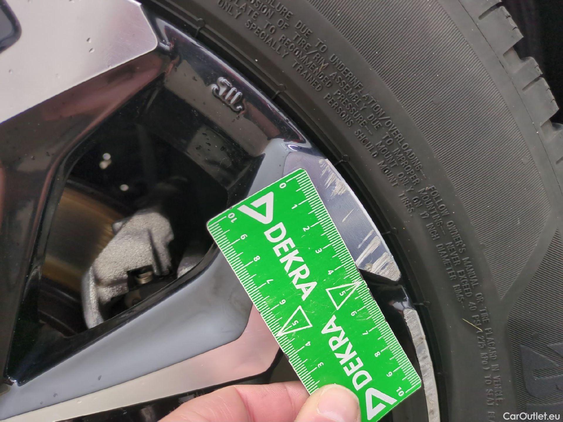  Toyota  Yaris Cross TOYOTA  Hybride / 2021 / 5P / SUV 1.5 HYBRID 116H DESIGN AWD AUTO #17