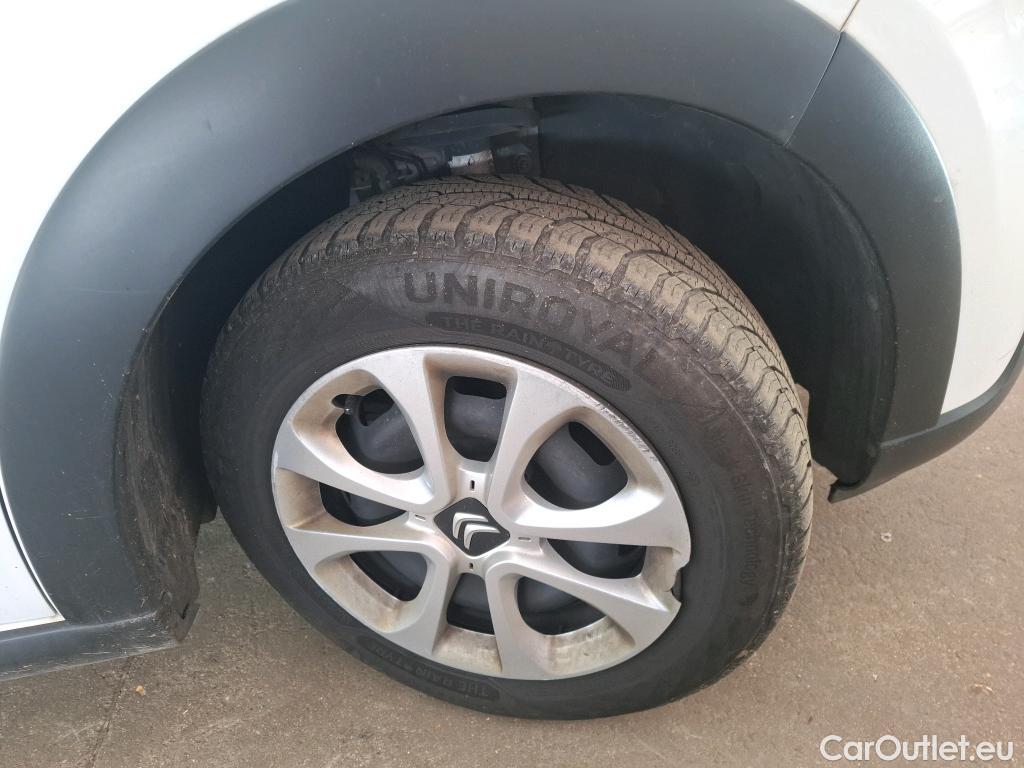  Citroen  C3  Société Feel 1.5 BlueHDI 100CV BVM6 E6dT #19