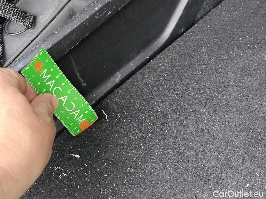  Toyota  Corolla TOYOTA  Touring Sports / 2018 / 5P / Break Hybride 122h Dynamic Business Beyond Zer #54