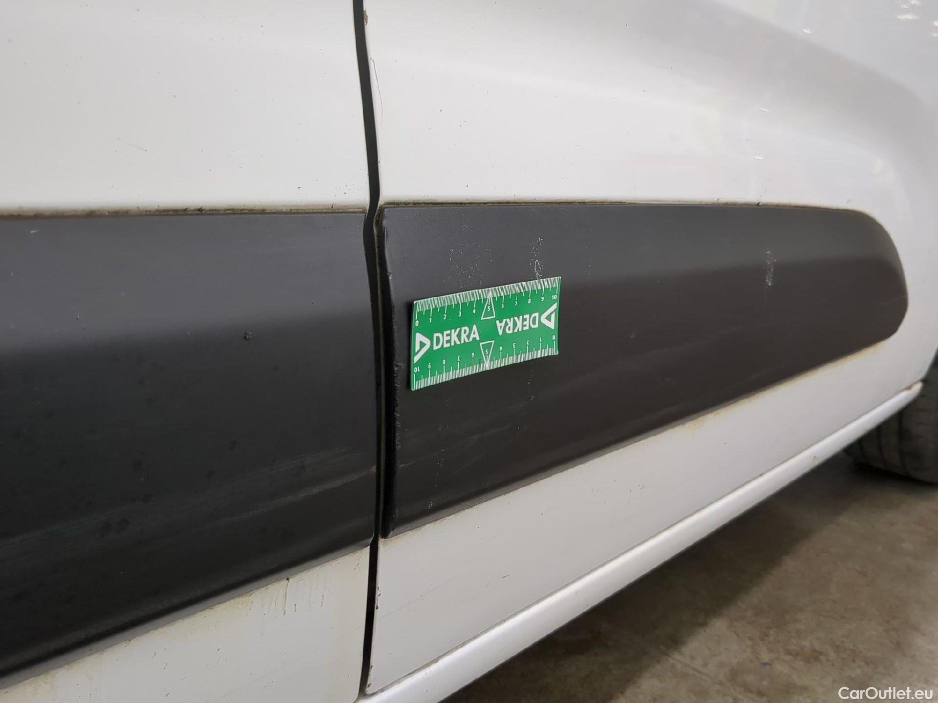  Citroen  Berlingo  Fourgon Club M 650 1.5 BlueHDi 75CV BVM5 E6dT #34