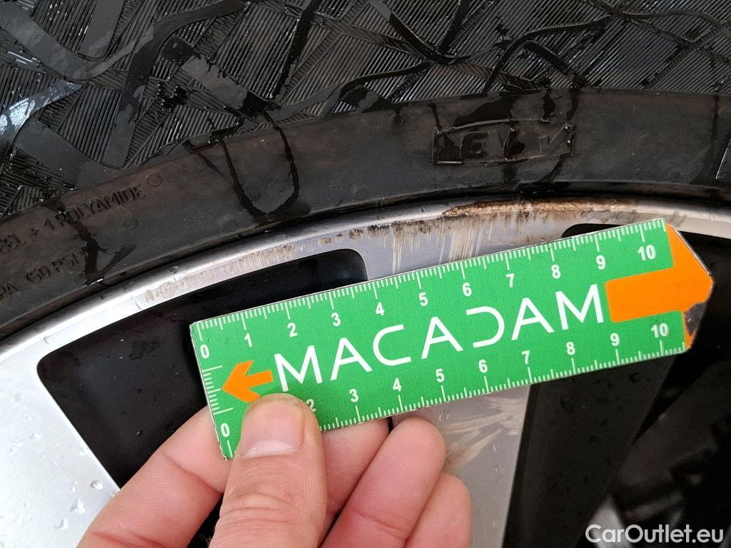  Mercedes  A-Klasse MERCEDES-BENZ Classe A Compact  2018 5P  Berline A 250 e Business Line 8GDCT #34