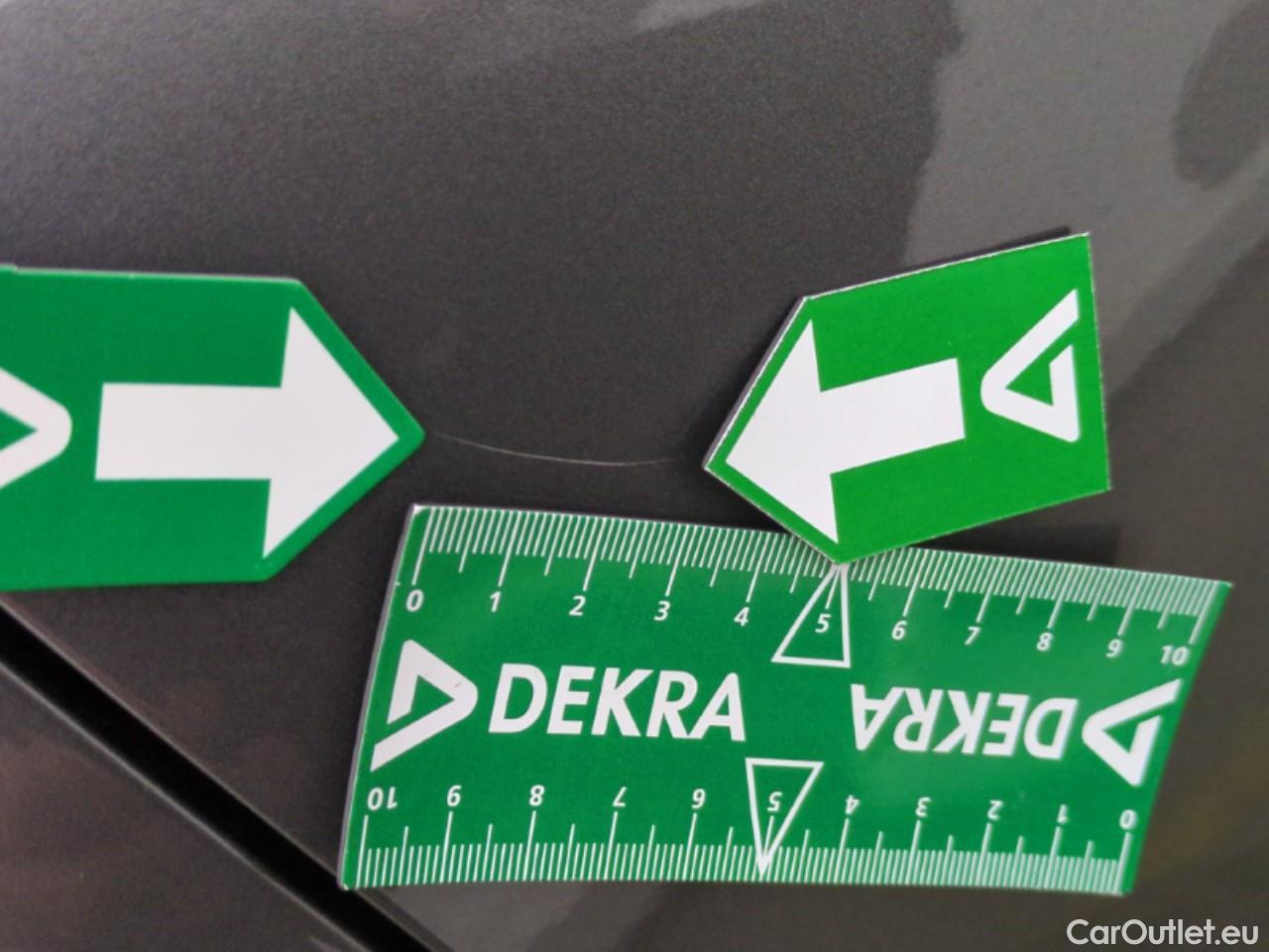  Mercedes  GLA MERCEDES-BENZ  / 2020 / 5P / SUV 1.3  250 e BUSINESS LINE DCT #18