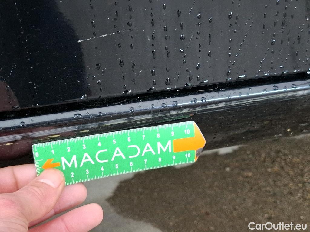  Mercedes  A-Klasse MERCEDES-BENZ Classe A Compact  2018 5P  Berline A 250 e Business Line 8GDCT #31