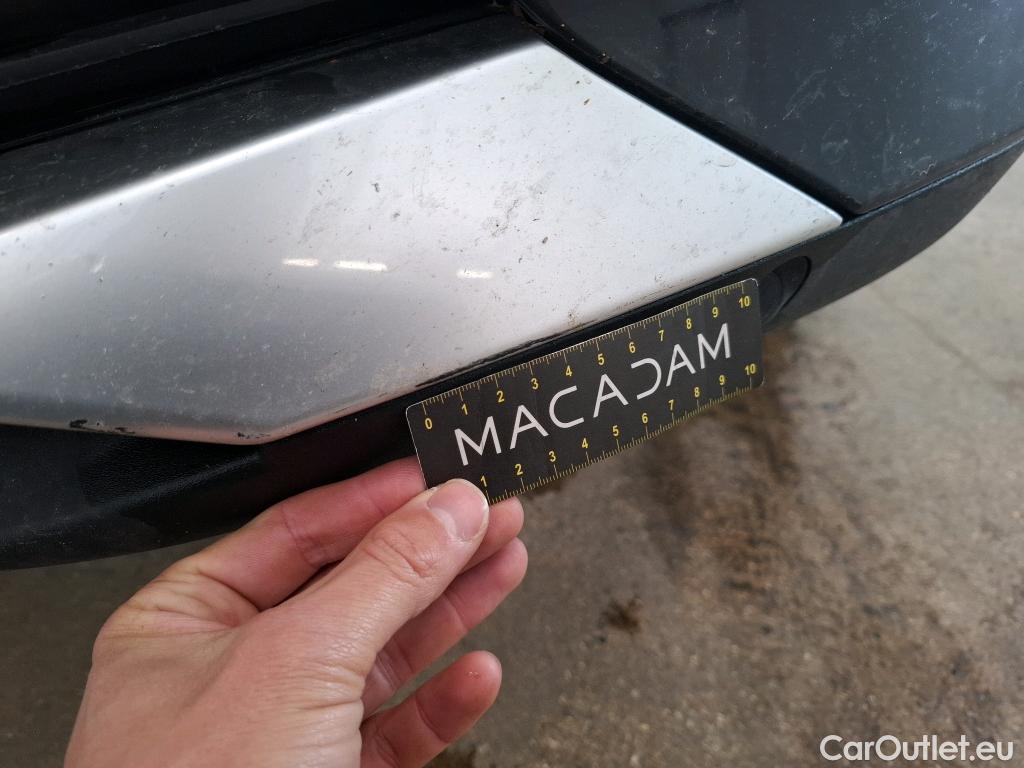  Peugeot  5008  GT Line 1.5 HDi 130CV BVA8 7 Sieges E6dT #17