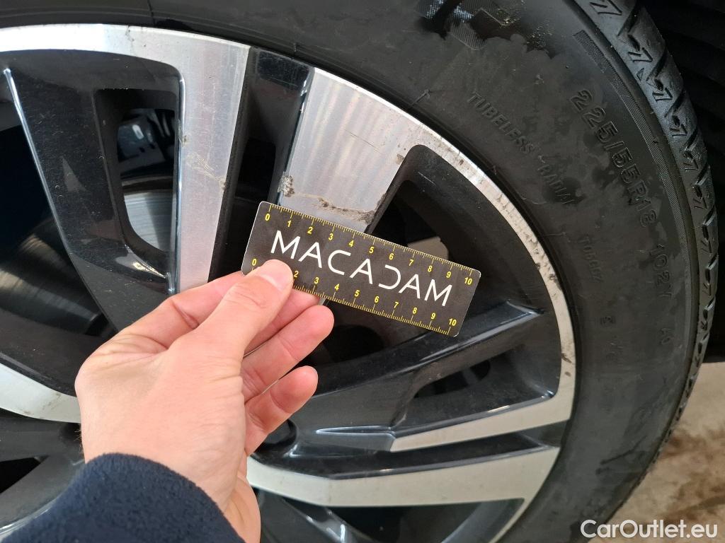  Peugeot  5008  GT Line 1.5 HDi 130CV BVA8 7 Sieges E6dT #54