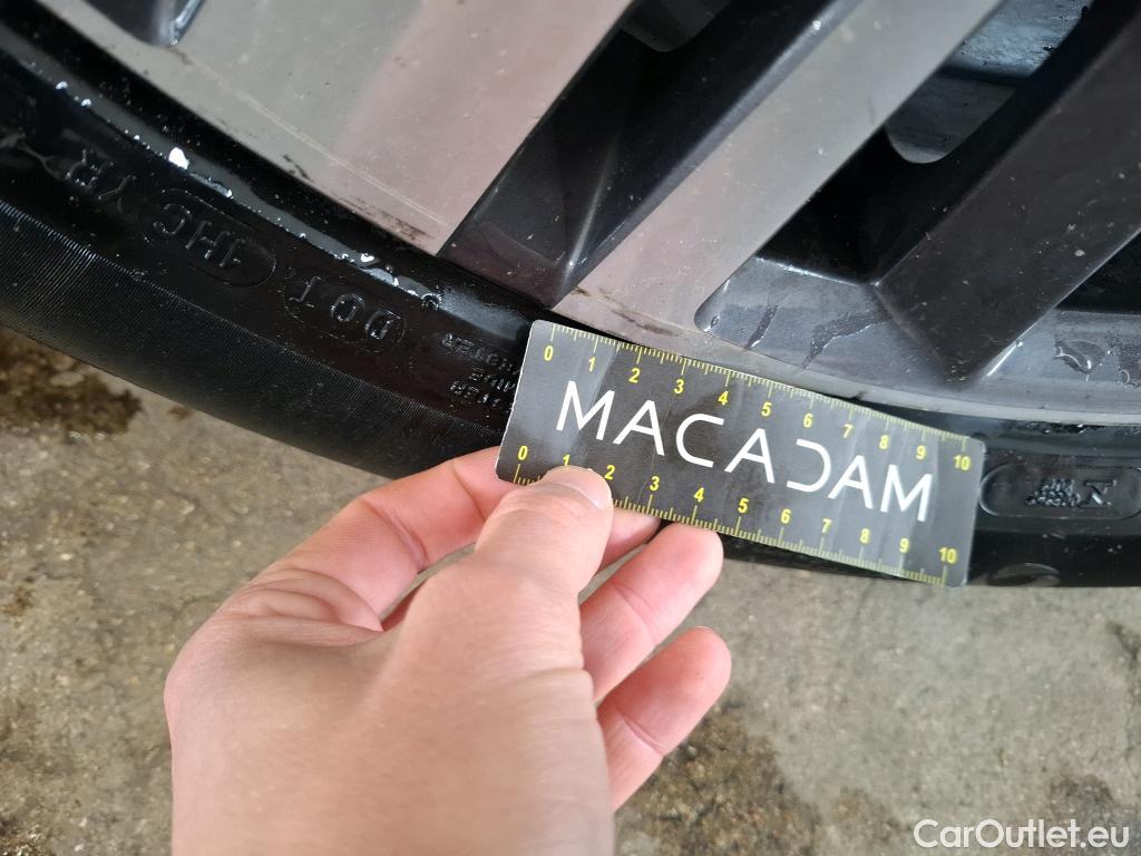  Peugeot  3008  Allure Pack 1.5 HDi 130CV BVA8 E6d #63