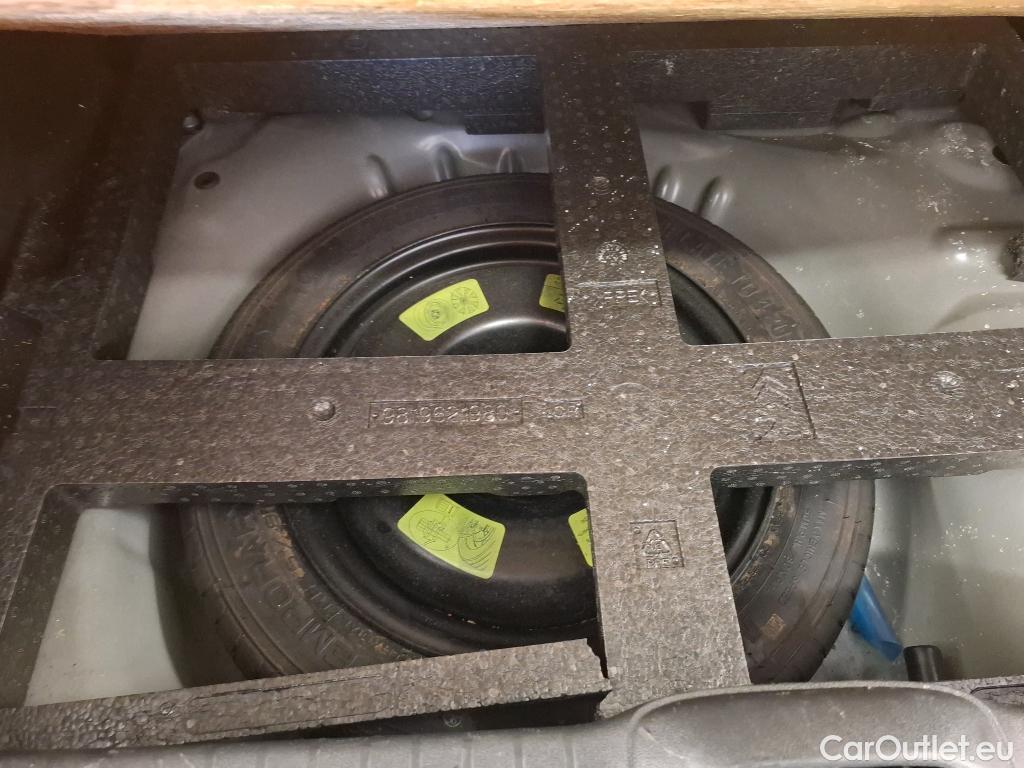  Peugeot  208  Affaire Premium Pack 1.6 HDi 75CV BVM5 E6 #10