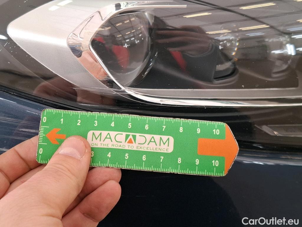  Mercedes  A-Klasse MERCEDES-BENZ Classe A Compact / 2018 / 5P / Berline A 250 e AMG Line 8G-DCT #59