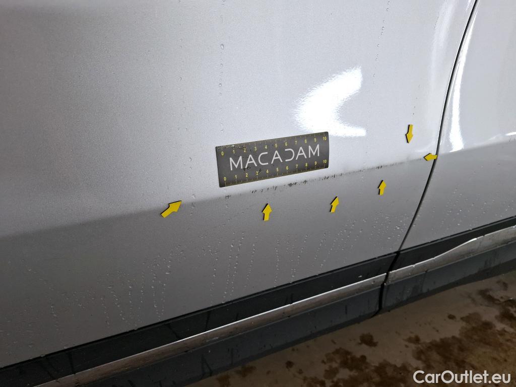  Mercedes  GLA MERCEDES-BENZ  / 2020 / 5P / SUV 1.3  250 e BUSINESS LINE DCT #34