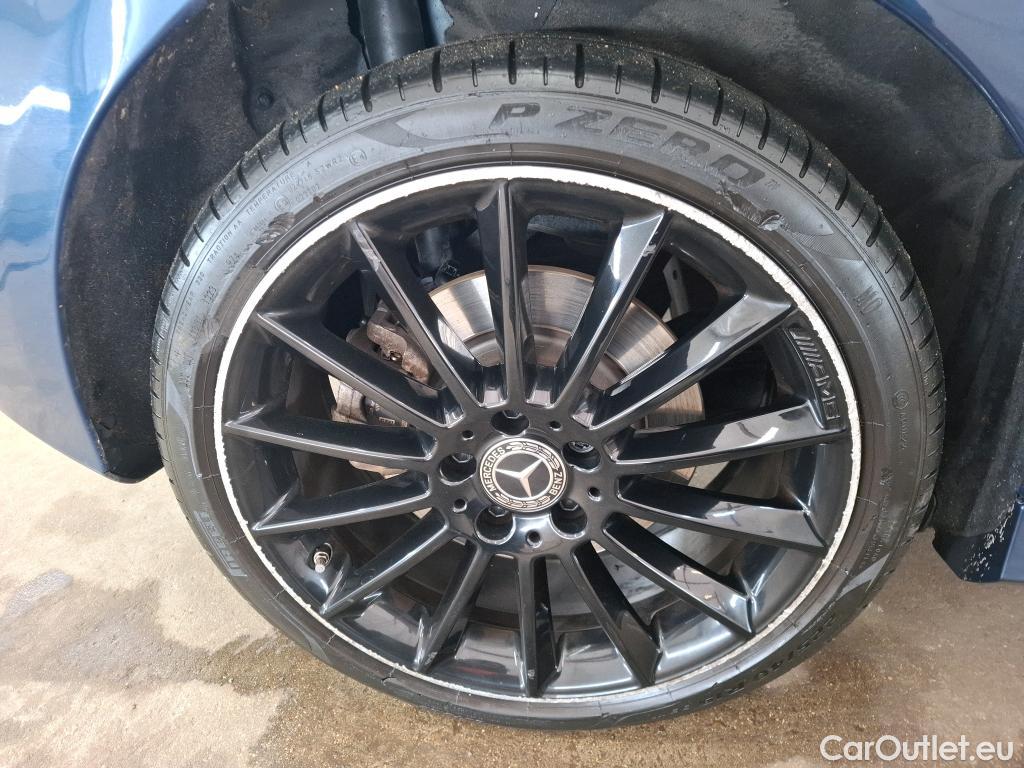  Mercedes  A-Klasse MERCEDES-BENZ Classe A Compact / 2018 / 5P / Berline A 250 e AMG Line 8G-DCT #35