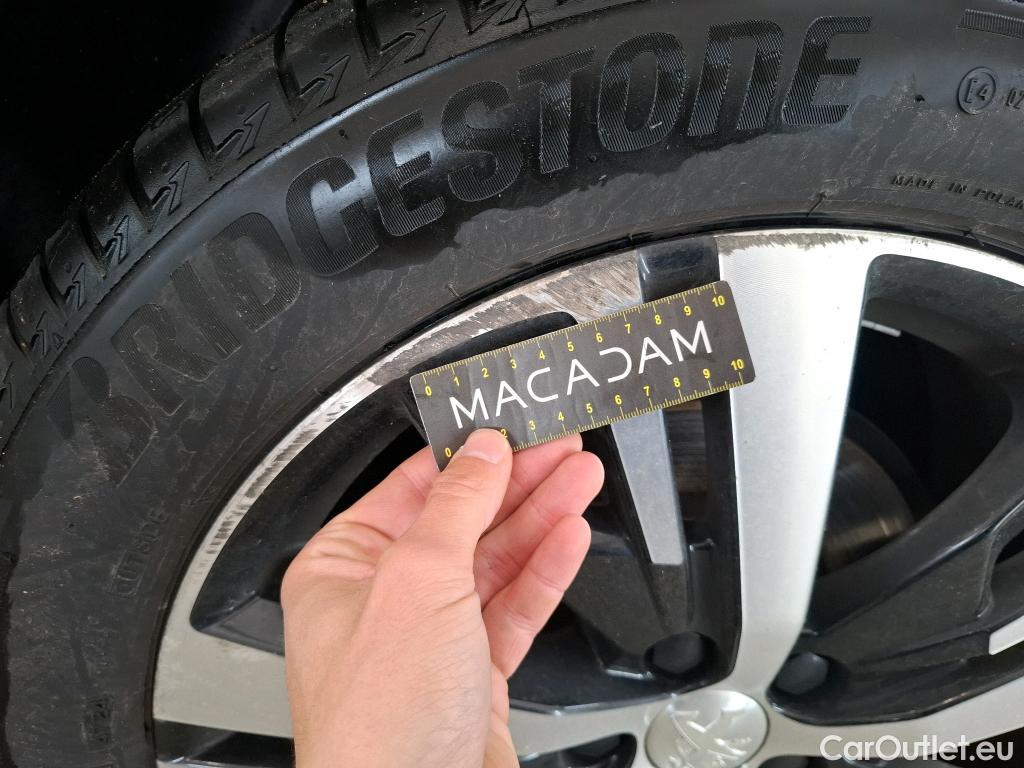  Peugeot  5008  GT Line 1.5 HDi 130CV BVA8 7 Sieges E6dT #21