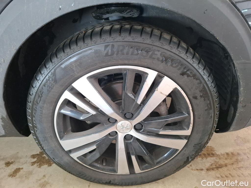  Peugeot  5008  GT Line 1.5 HDi 130CV BVA8 7 Sieges E6dT #53