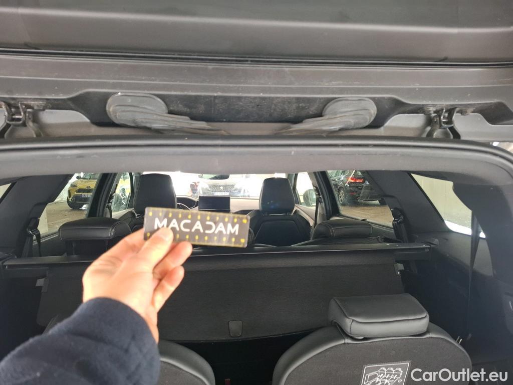  Peugeot  5008  GT Line 1.5 HDi 130CV BVA8 7 Sieges E6dT #30