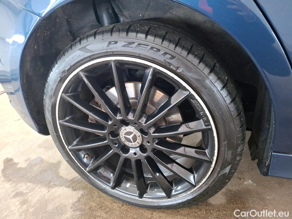  Mercedes  A-Klasse MERCEDES-BENZ Classe A Compact / 2018 / 5P / Berline A 250 e AMG Line 8G-DCT #31