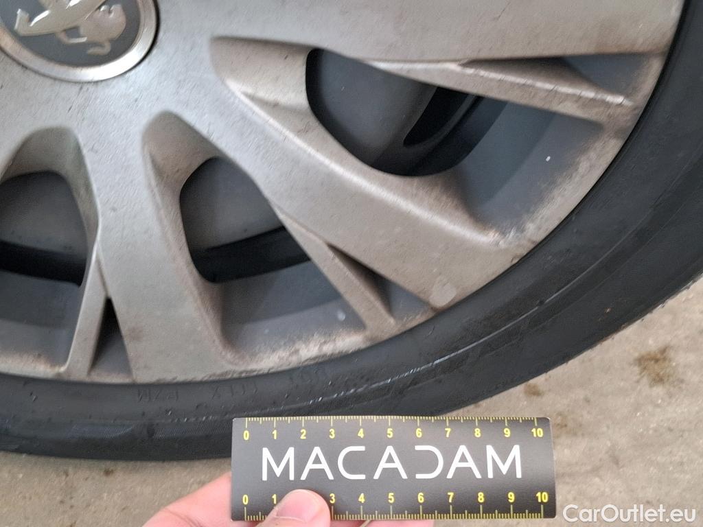  Peugeot  208  Active Business 1.2 80CV BVM5 E6dT #8