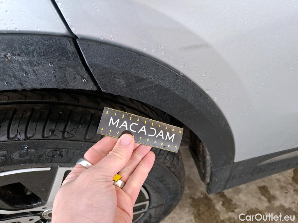  Mercedes  GLA MERCEDES-BENZ  / 2020 / 5P / SUV 1.3  250 e BUSINESS LINE DCT #82