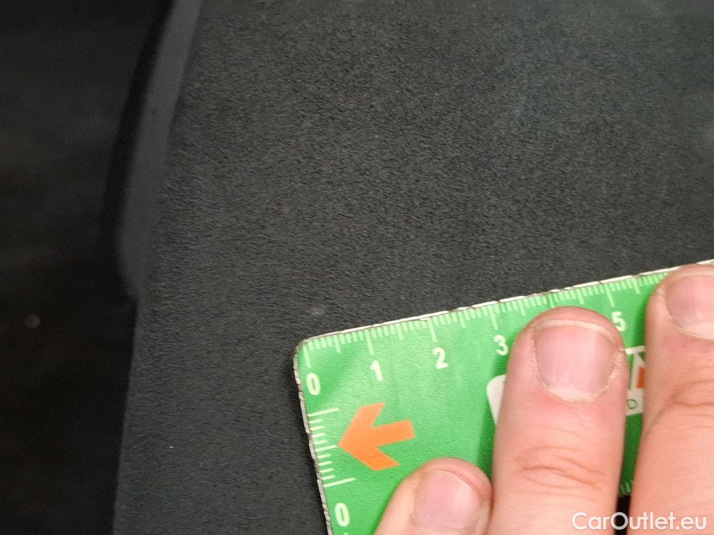  Mercedes  A-Klasse MERCEDES-BENZ Classe A Compact / 2018 / 5P / Berline A 250 e AMG Line 8G-DCT #56