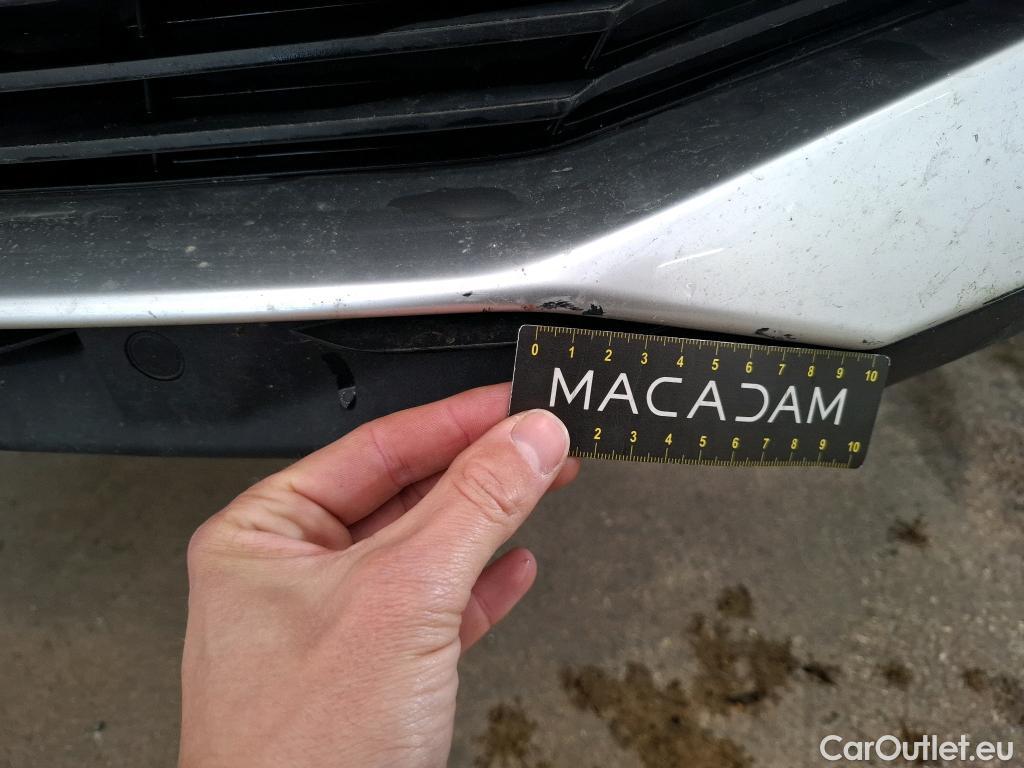  Peugeot  5008  GT Line 1.5 HDi 130CV BVA8 7 Sieges E6dT #15