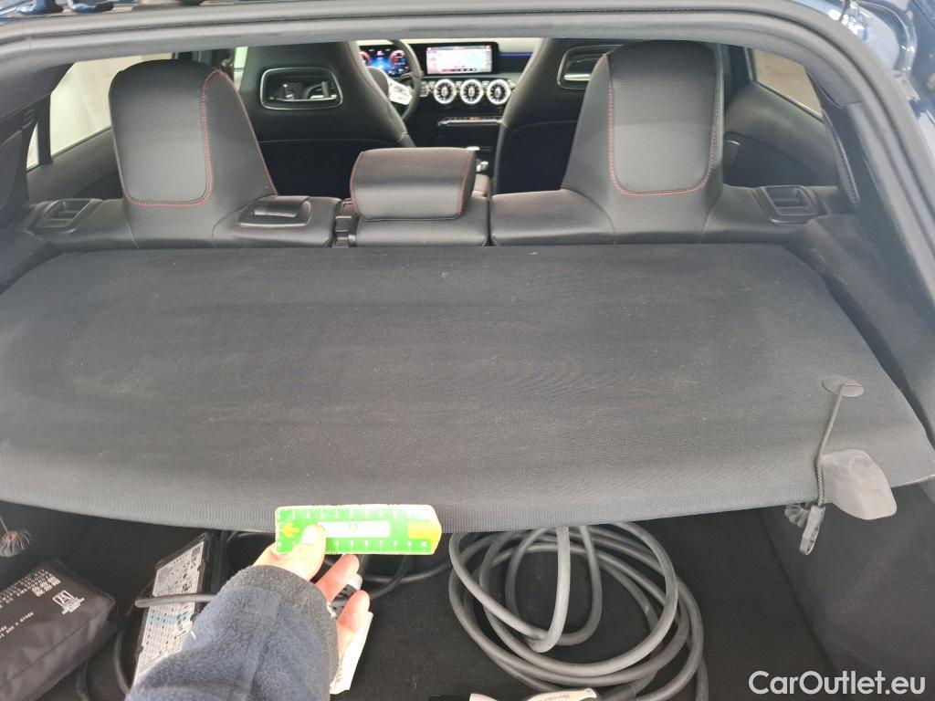  Mercedes  A-Klasse MERCEDES-BENZ Classe A Compact / 2018 / 5P / Berline A 250 e AMG Line 8G-DCT #5