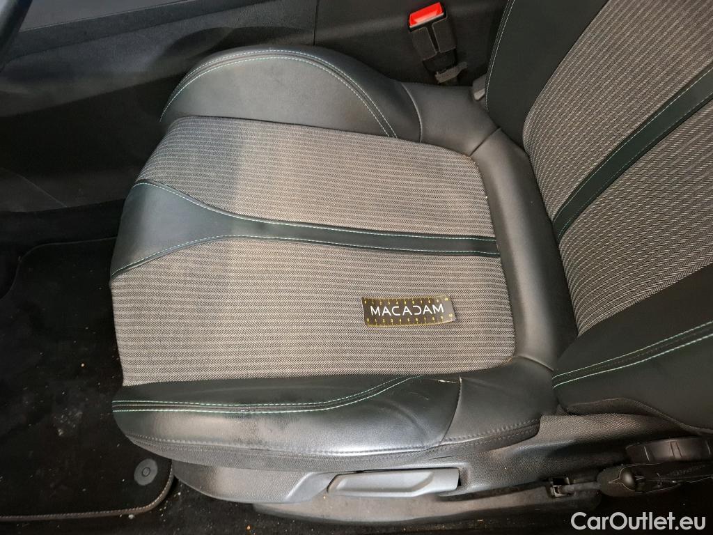  Peugeot  3008  Allure Pack 1.5 HDi 130CV BVA8 E6d #18