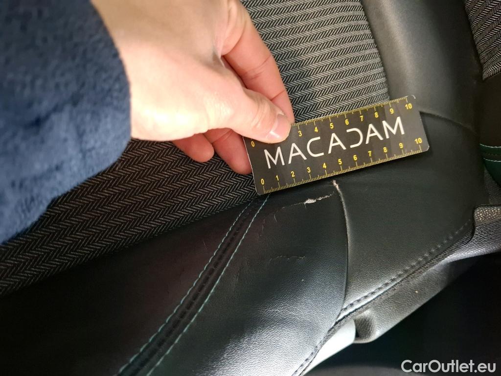  Peugeot  3008  Allure Pack 1.5 HDi 130CV BVA8 E6d #19