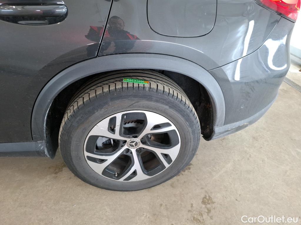  Mercedes  GLC MERCEDES-BENZ  / 2022 / 5P / SUV  300 e Business Line 4MATIC #1