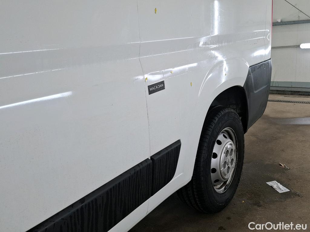  Peugeot  Boxer PEUGEOT  / 2014 / 4P / Fourgon tôlé BlueHDi S&S 165 PREMIUM 335 L2H2 #3