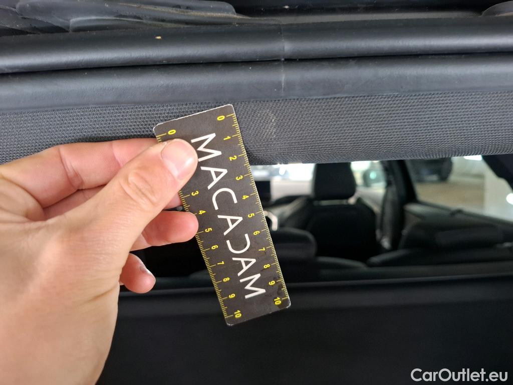  Peugeot  5008  GT Line 1.5 HDi 130CV BVA8 7 Sieges E6dT #31