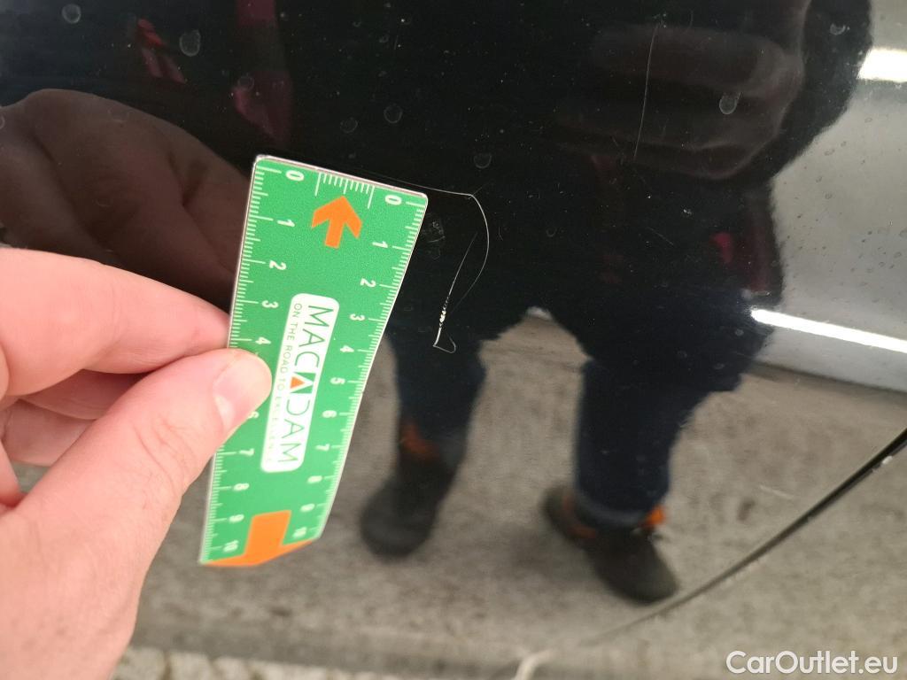  Peugeot  208  Affaire Premium Pack 1.6 HDi 75CV BVM5 E6 #18