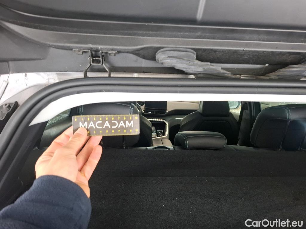  Peugeot  3008  Allure Pack 1.5 HDi 130CV BVA8 E6d #48