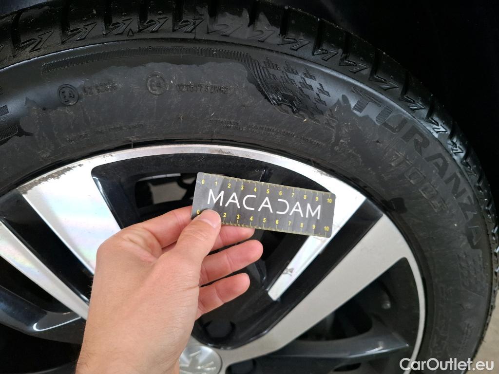  Peugeot  5008  GT Line 1.5 HDi 130CV BVA8 7 Sieges E6dT #23