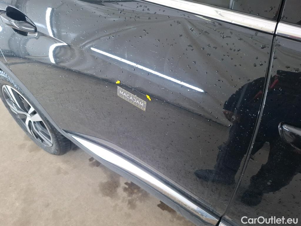  Peugeot  5008  GT Line 1.5 HDi 130CV BVA8 7 Sieges E6dT #46