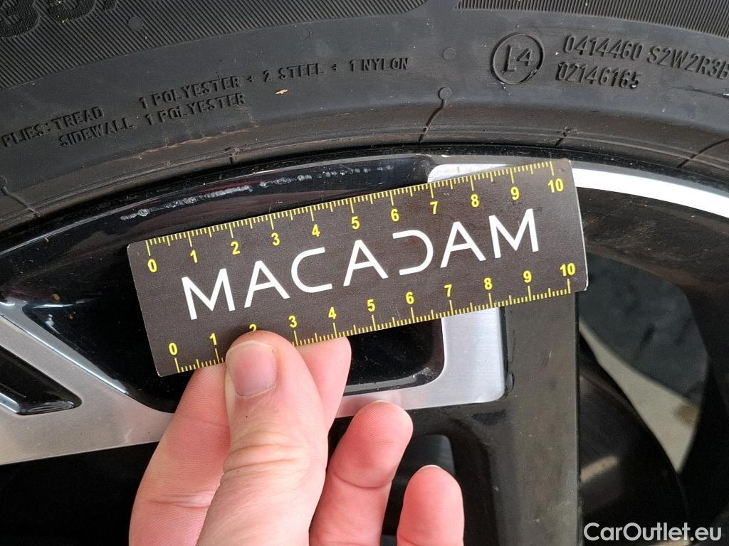  KIA  Sportage KIA  / 2021 / 5P / SUV 1.6 T-GDI 265 PHEV AUTO 4WD GT-L PREM BU #4