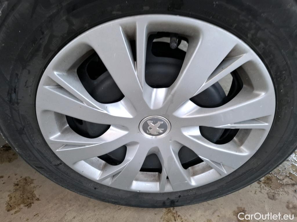  Peugeot  208  Active Business 1.2 80CV BVM5 E6dT #13