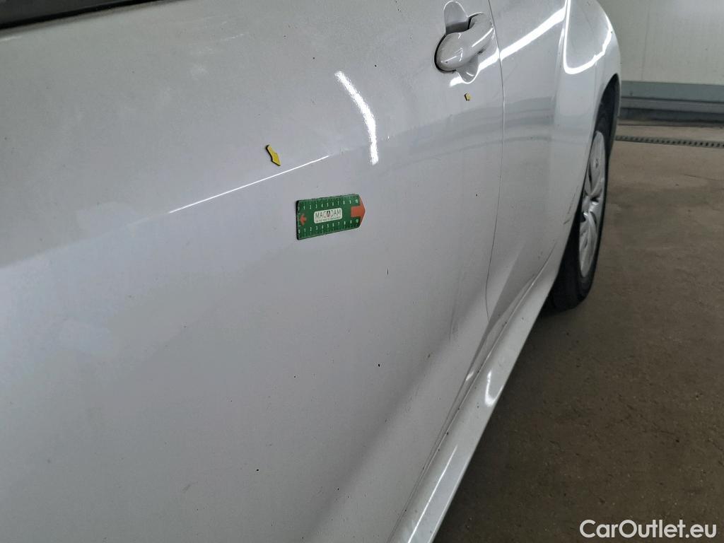  Toyota  Yaris TOYOTA  Hybride / 2019 / 5P / Berline Hybride 116h France Business #23