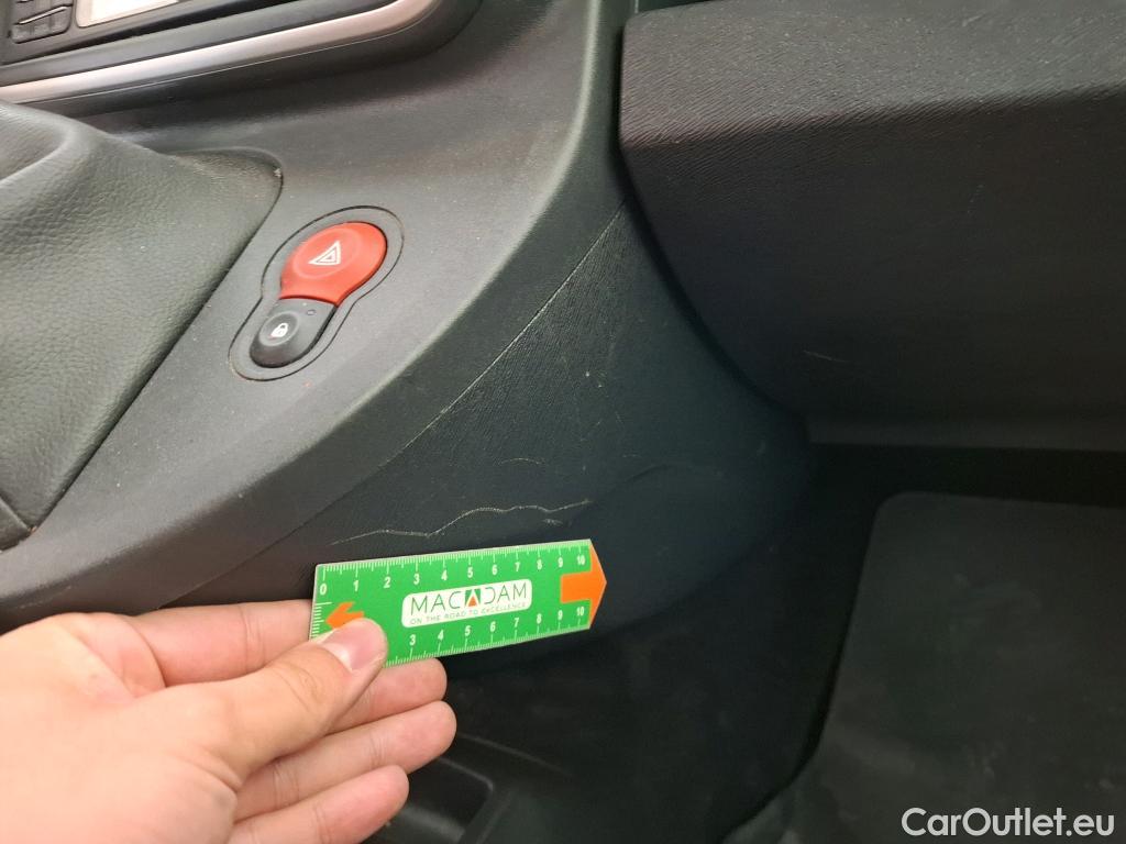  Renault  Kangoo  Zen 1.5 dCi 75CV BVM5 E6 #16