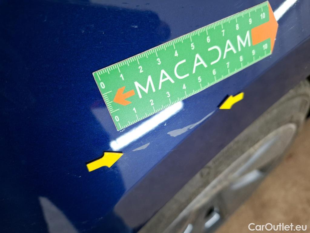  Tesla  Model 3 TESLA   2018  4P  Berline Propulsion #15