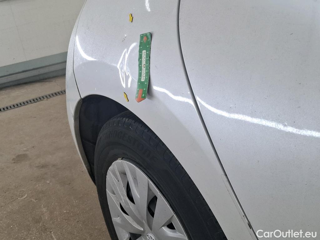  Toyota  Yaris TOYOTA  Hybride / 2019 / 5P / Berline Hybride 116h France Business #16