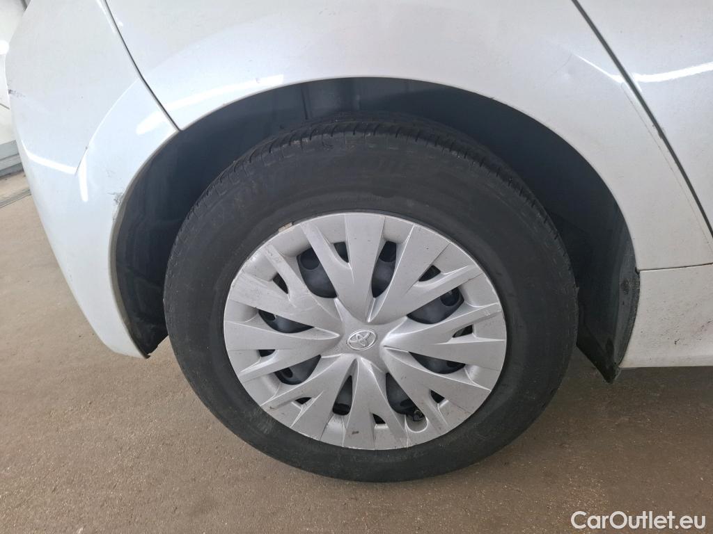  Toyota  Yaris TOYOTA  Hybride / 2019 / 5P / Berline Hybride 116h France Business #51