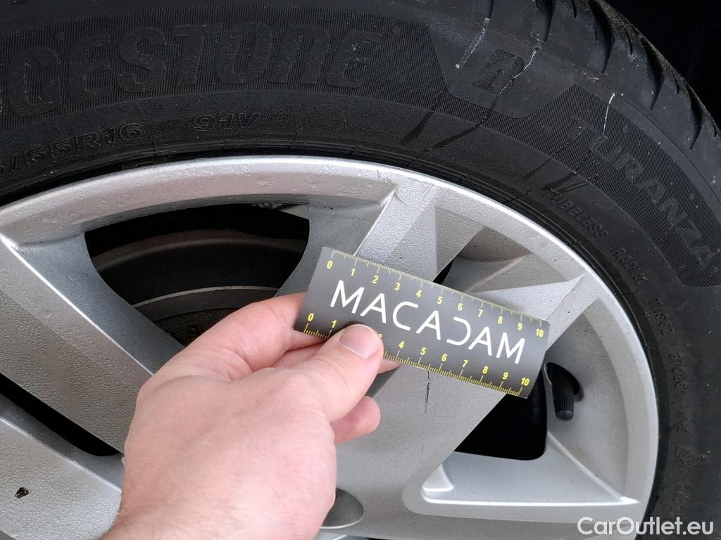  Renault  Clio  V Business 1.6 E-TECH Hybrid 140CV BVA6 E6d #15