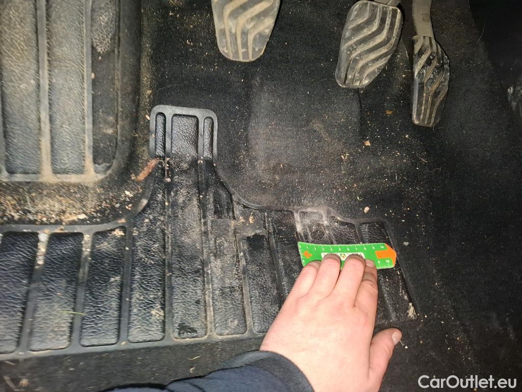  Renault  Captur  II Business 1.5 dCi 95CV BVM6 E6dT #3