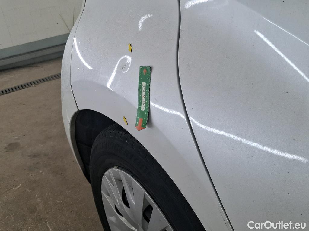  Toyota  Yaris TOYOTA  Hybride / 2019 / 5P / Berline Hybride 116h France Business #15