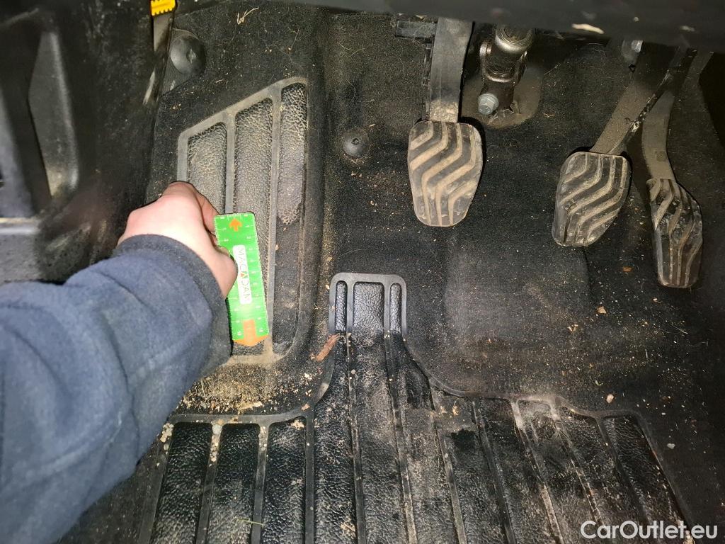  Renault  Captur  II Business 1.5 dCi 95CV BVM6 E6dT #5