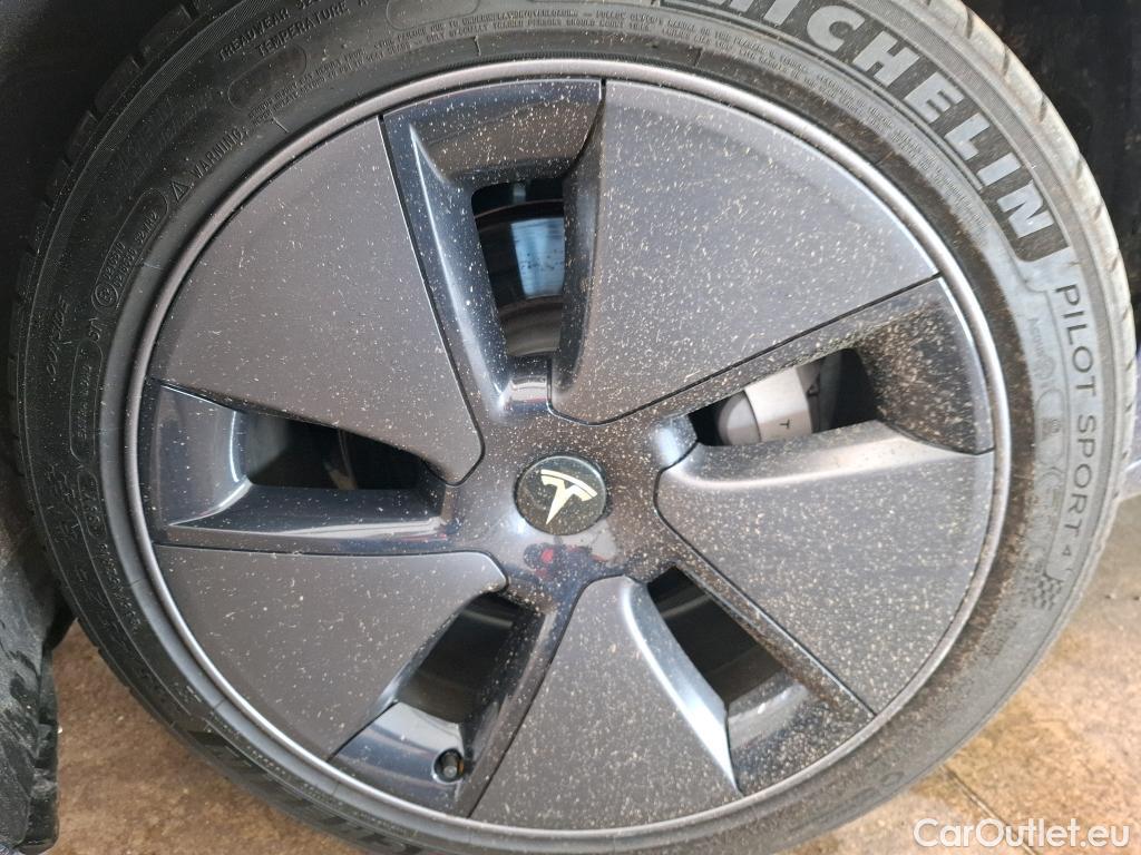  Tesla  Model 3 TESLA   2018  4P  Berline Propulsion #11