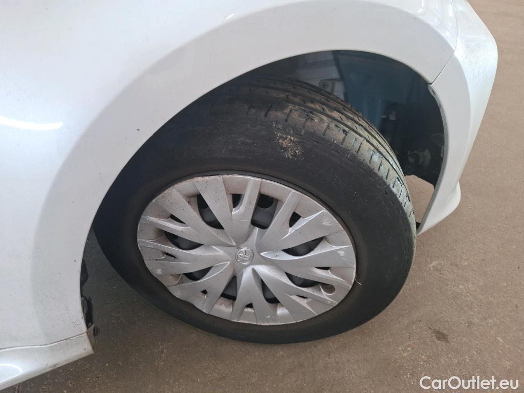  Toyota  Yaris TOYOTA  Hybride / 2019 / 5P / Berline Hybride 116h France Business #54