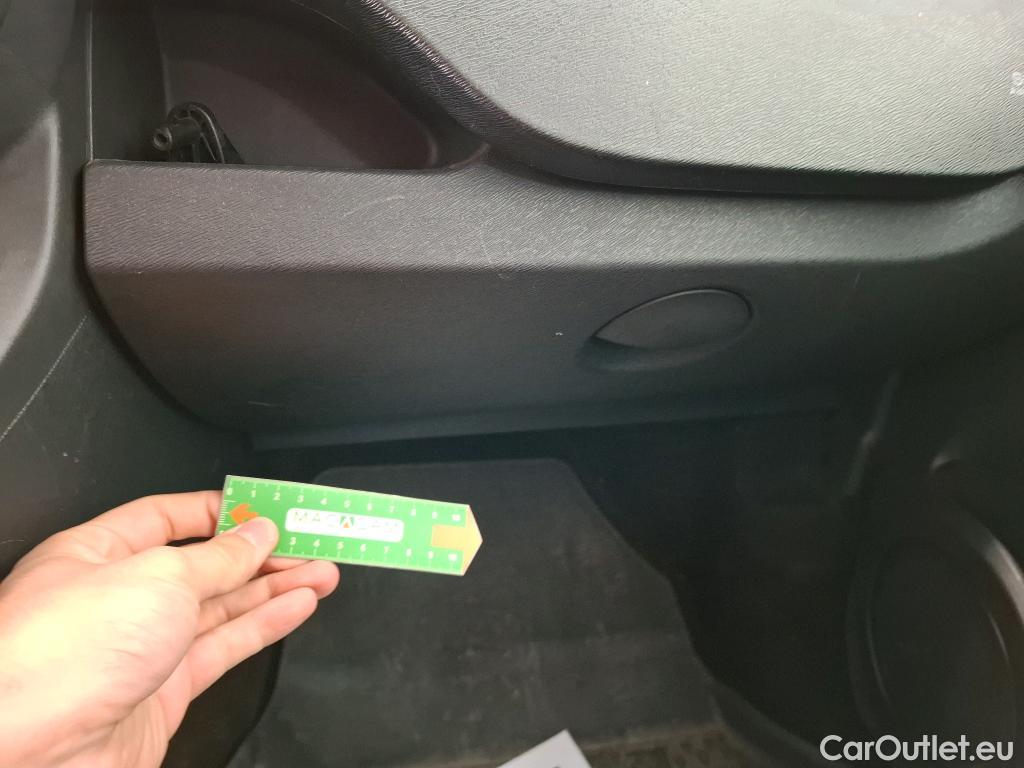  Renault  Kangoo  Zen 1.5 dCi 75CV BVM5 E6 #23