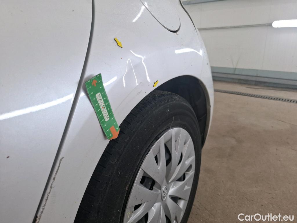  Toyota  Yaris TOYOTA  Hybride / 2019 / 5P / Berline Hybride 116h France Business #4